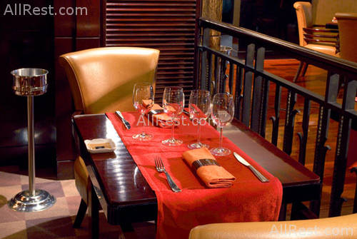 Hotel Le Meridien Etoile 9